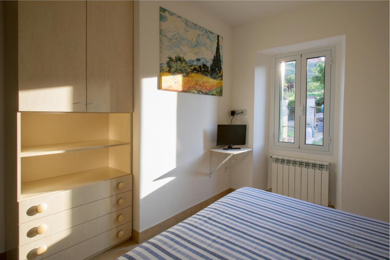 La Quercia Casa Vacanza Imperia Esterno foto